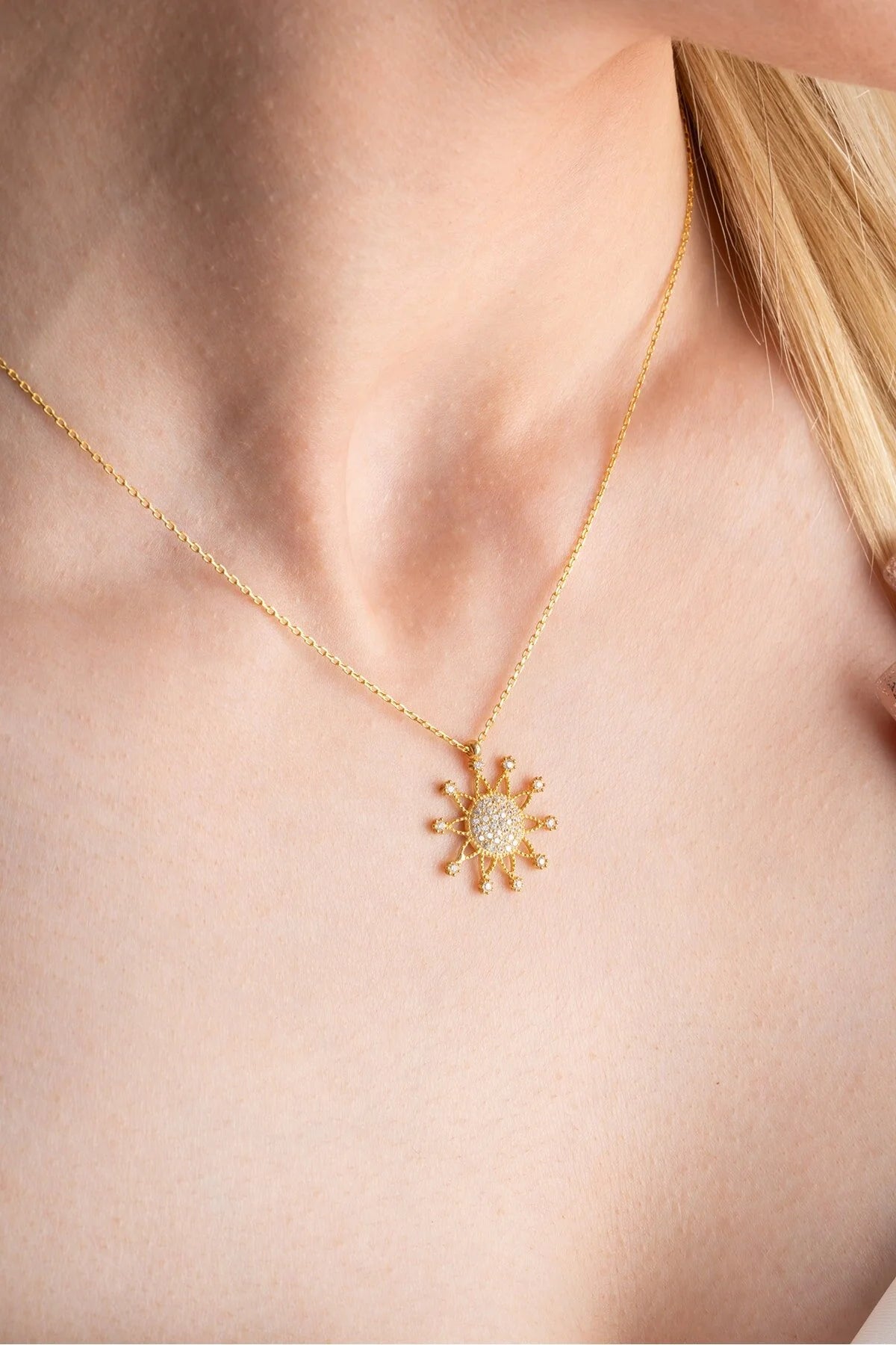 925 Sterling Silver Chain Sun Necklace