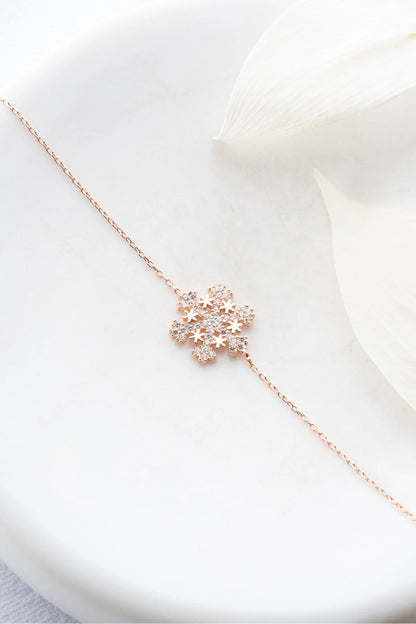 925 Sterling Silver Star Detailed Snowflake Bracelet