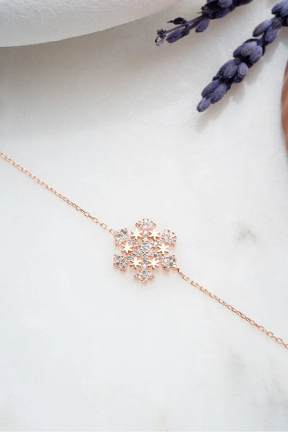 925 Sterling Silver Star Detailed Snowflake Bracelet