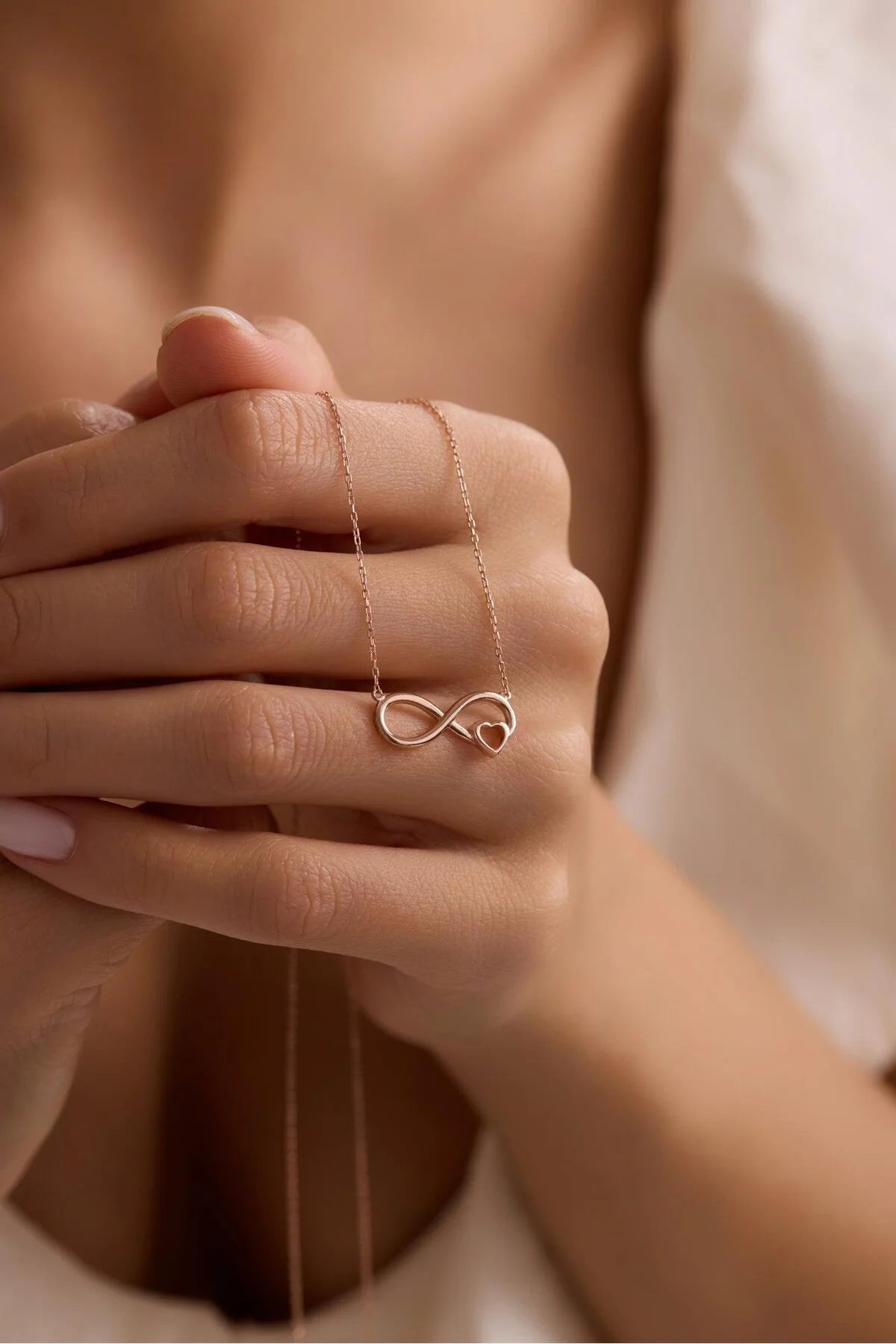 925 Sterling Silver Chain Infinity Necklace