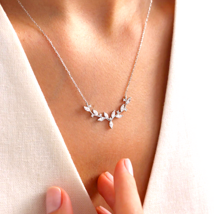 925 Sterling Silver Elegant Ivy Necklace