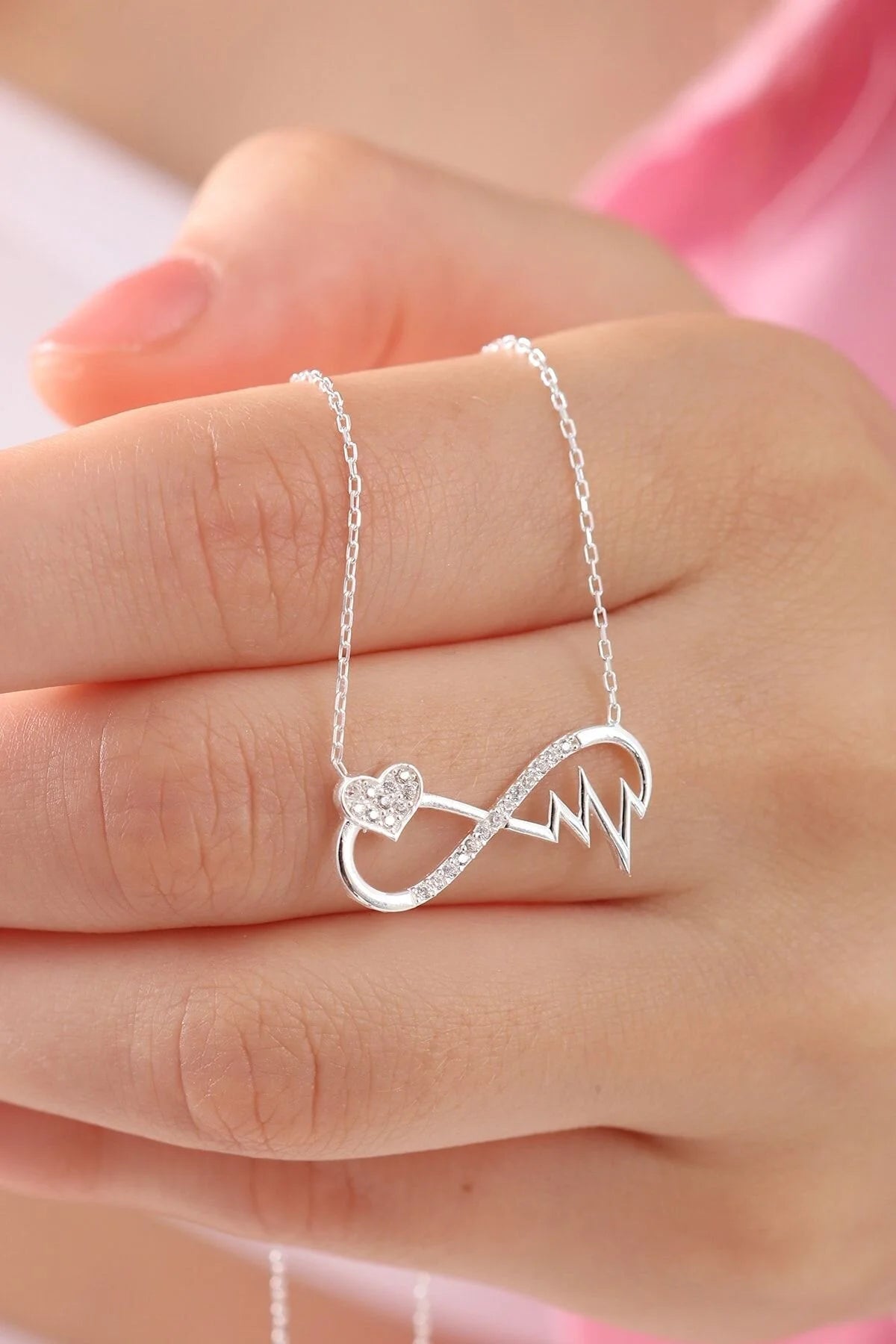 925 Sterling Silver Chain Infinity Heart Rhythm Necklace
