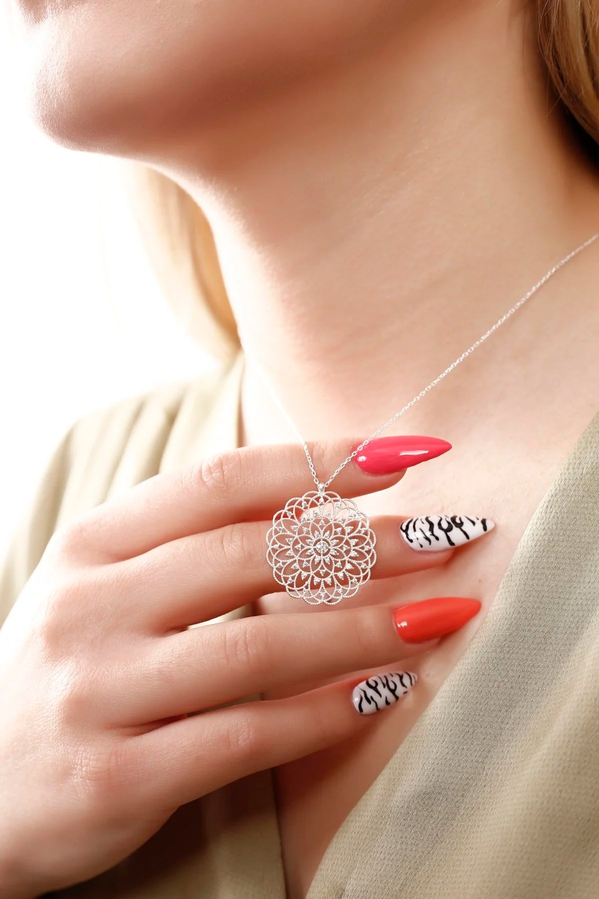 925 Sterling Silver Chain Life Flower Necklace
