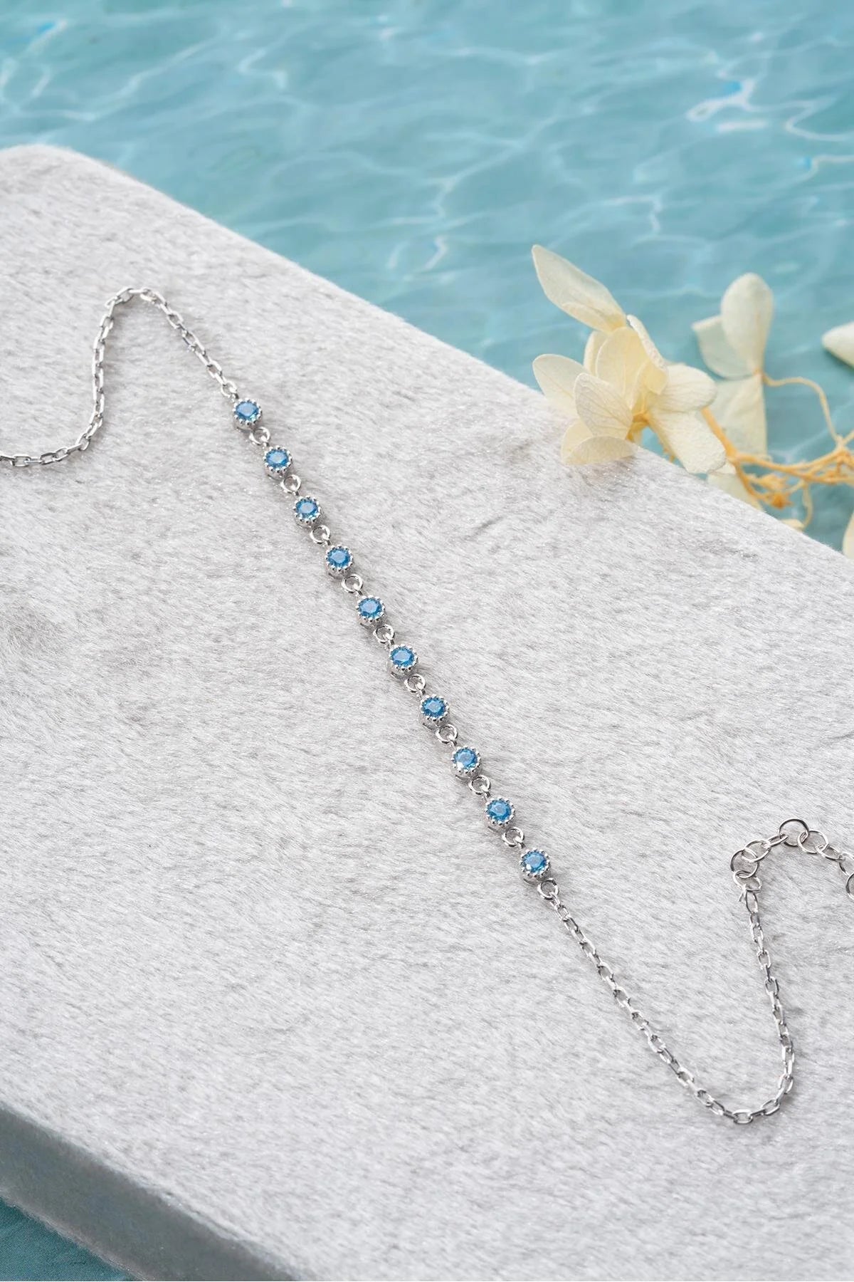 925 Sterling Silver Single Row Aquamarine Bracelet