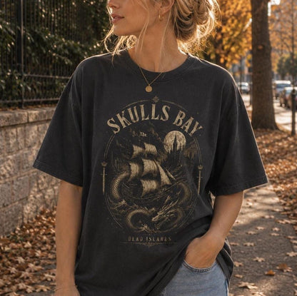 Skull's Bay T-Shirt, Dead Islands Sea Dragon Tee, TOG Bookish Graphic Shirt, Sarah J Maas Romantasy Gift