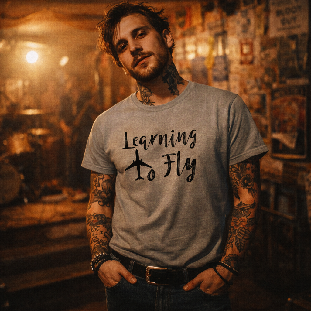 Tom Petty and  the Heartbreakers,Leaning to Fly lyric tee 