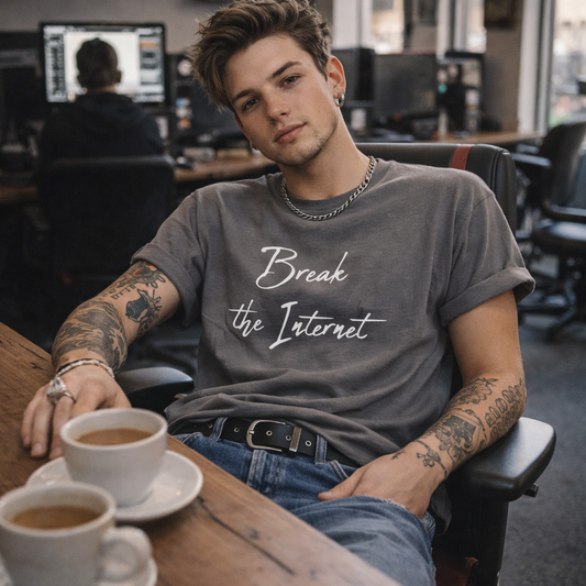 Walker Hayes,Break the Internet Tshirt