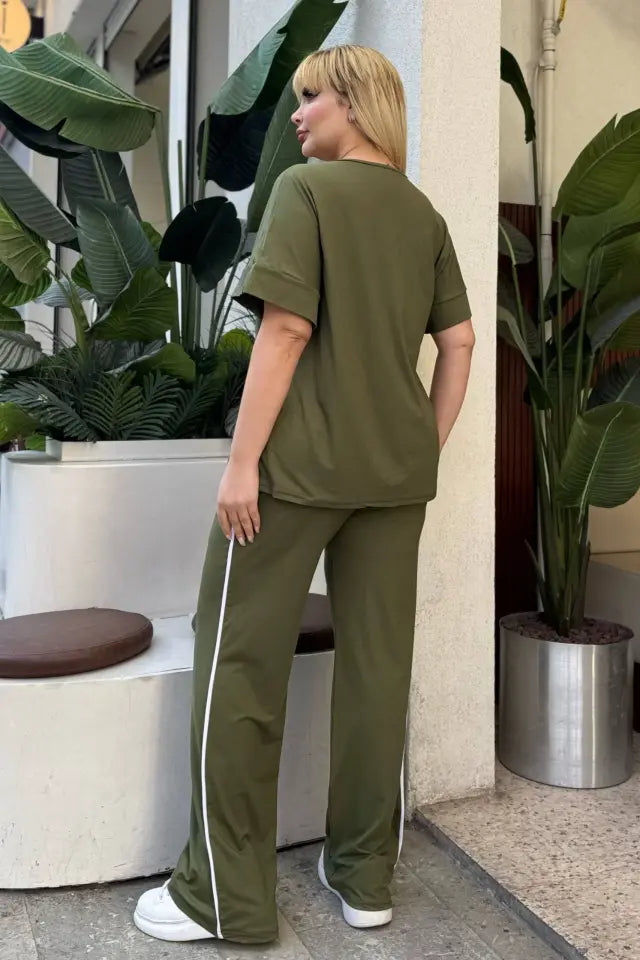 Khaki Comfortable High-Waisted Two-Piece Set with White Piping Details and Pockets - Denoss