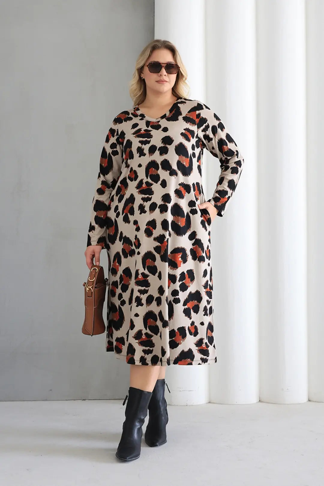 Wild Crew Neck A-Line Knitted Oversize Viscose Dress with Pockets - Denoss