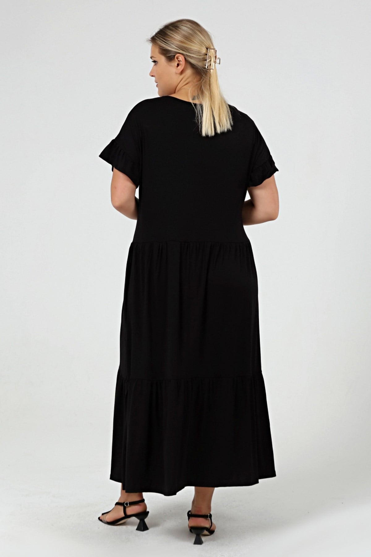 Plus Size Gathered Block Ruffle Sleeve Black Dress