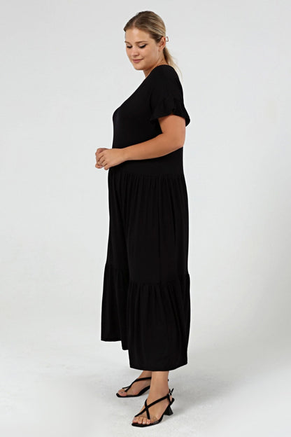 Plus Size Gathered Block Ruffle Sleeve Black Dress