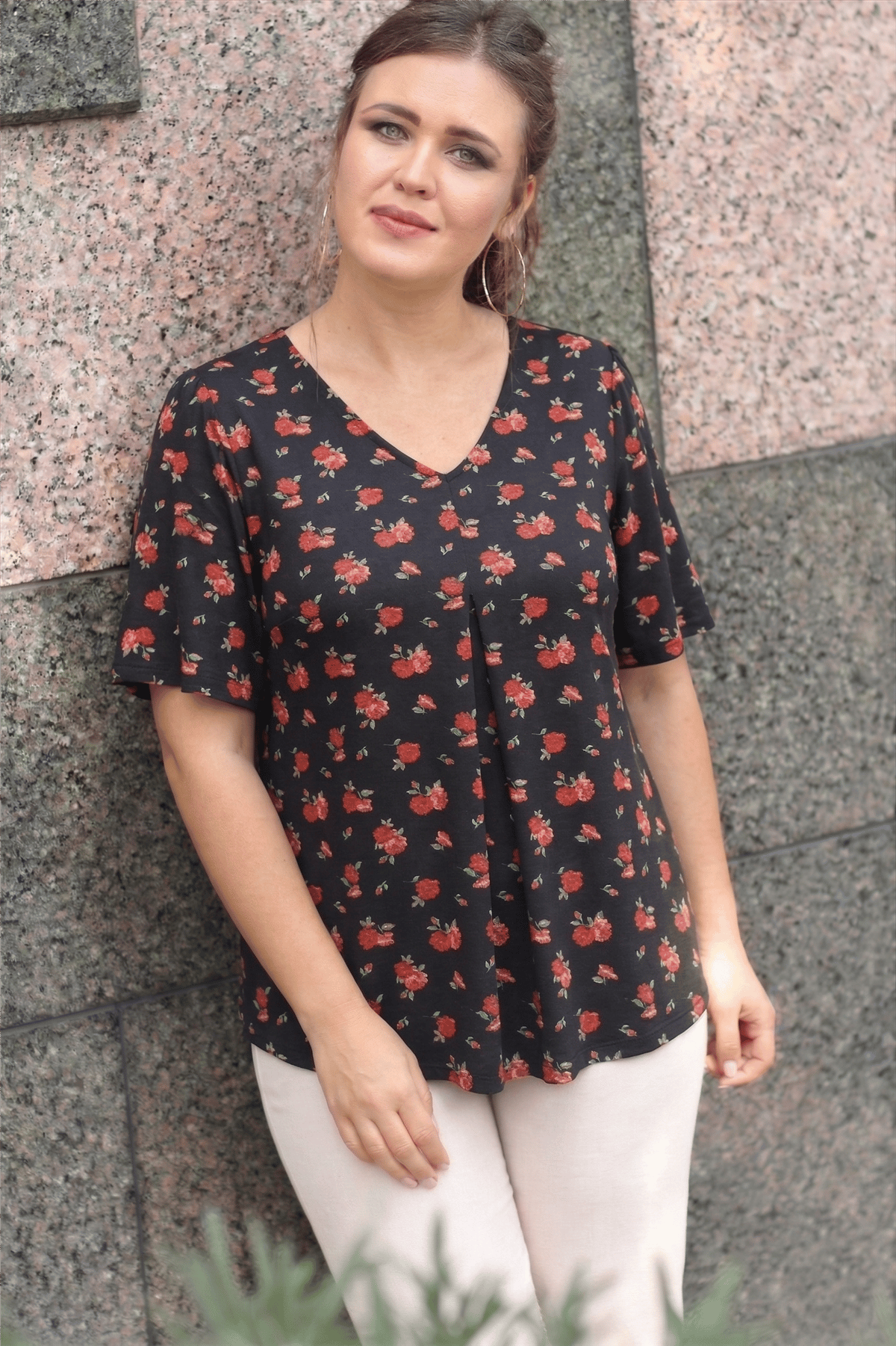 Rose Plus Size V-Neck Front Pleated Short Sleeve Blouse