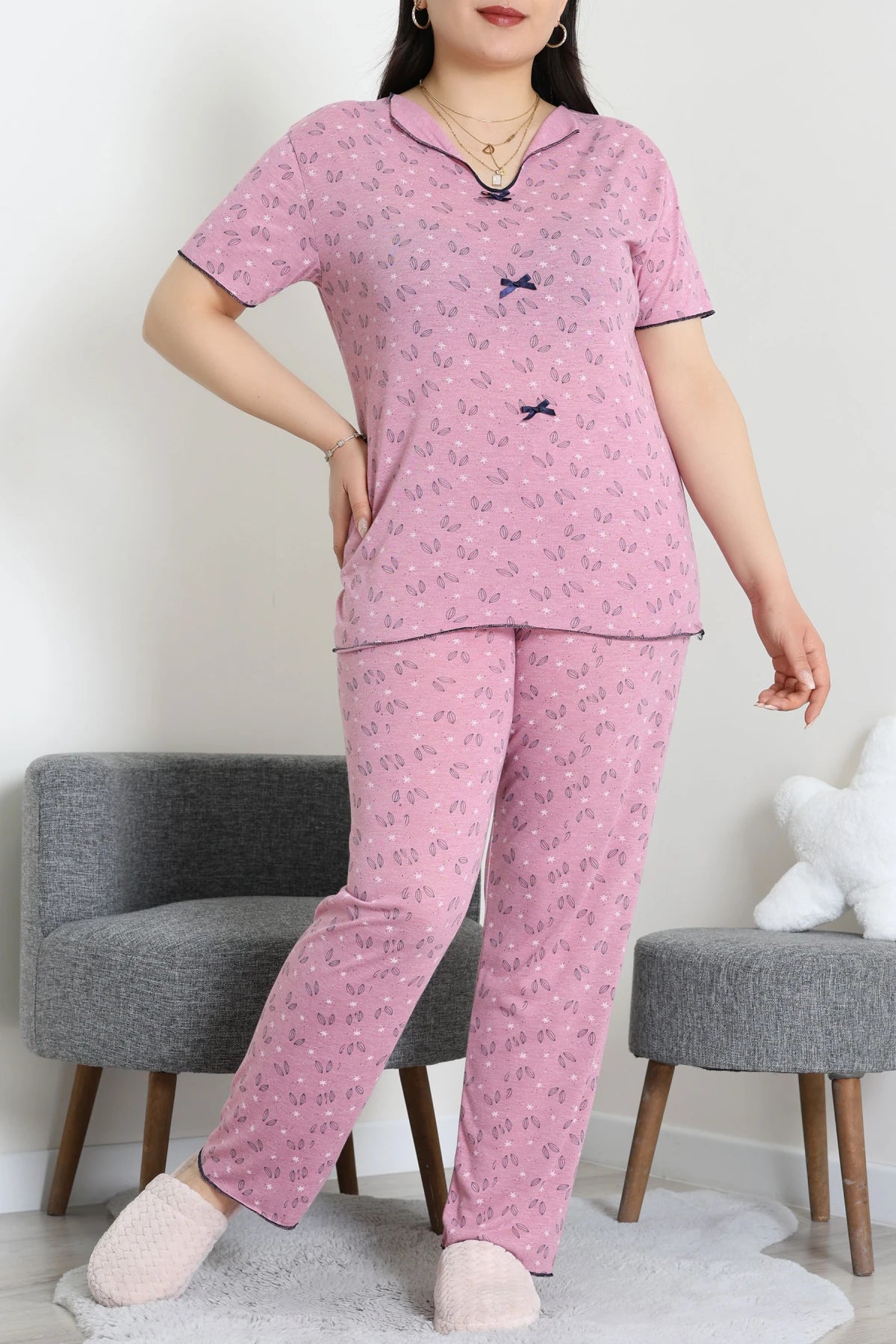 Plus Size Pink Leaves Viscose Pajama Set - Denoss