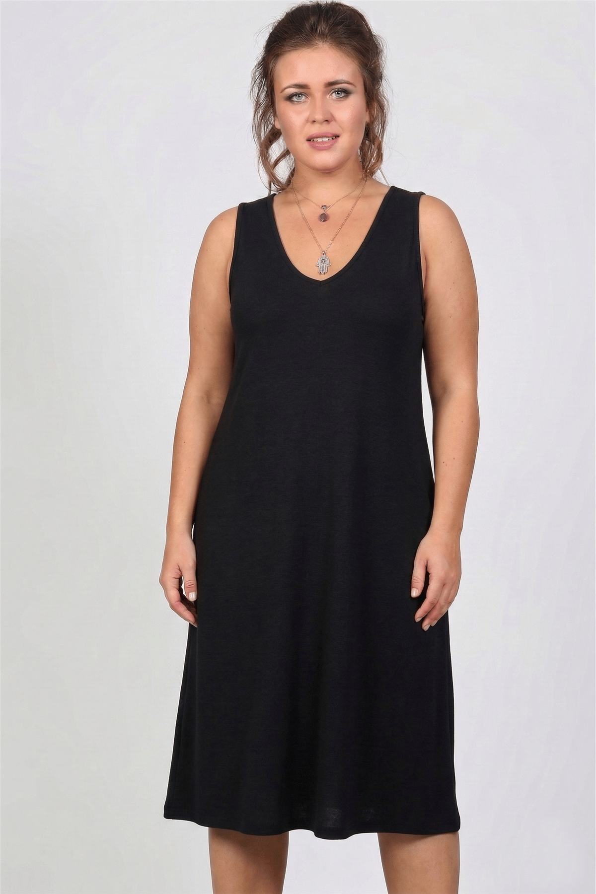 V-Neck Sleeveless Viscose Plus Size Black Dress