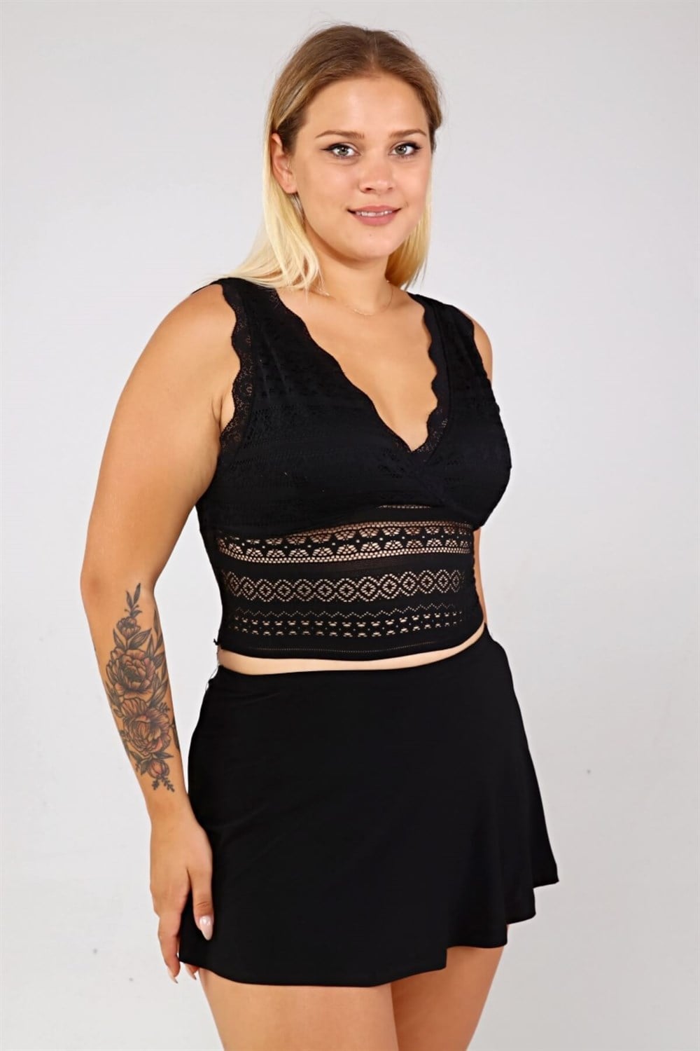 Plus Size BLACK Lace Bustier - Denoss