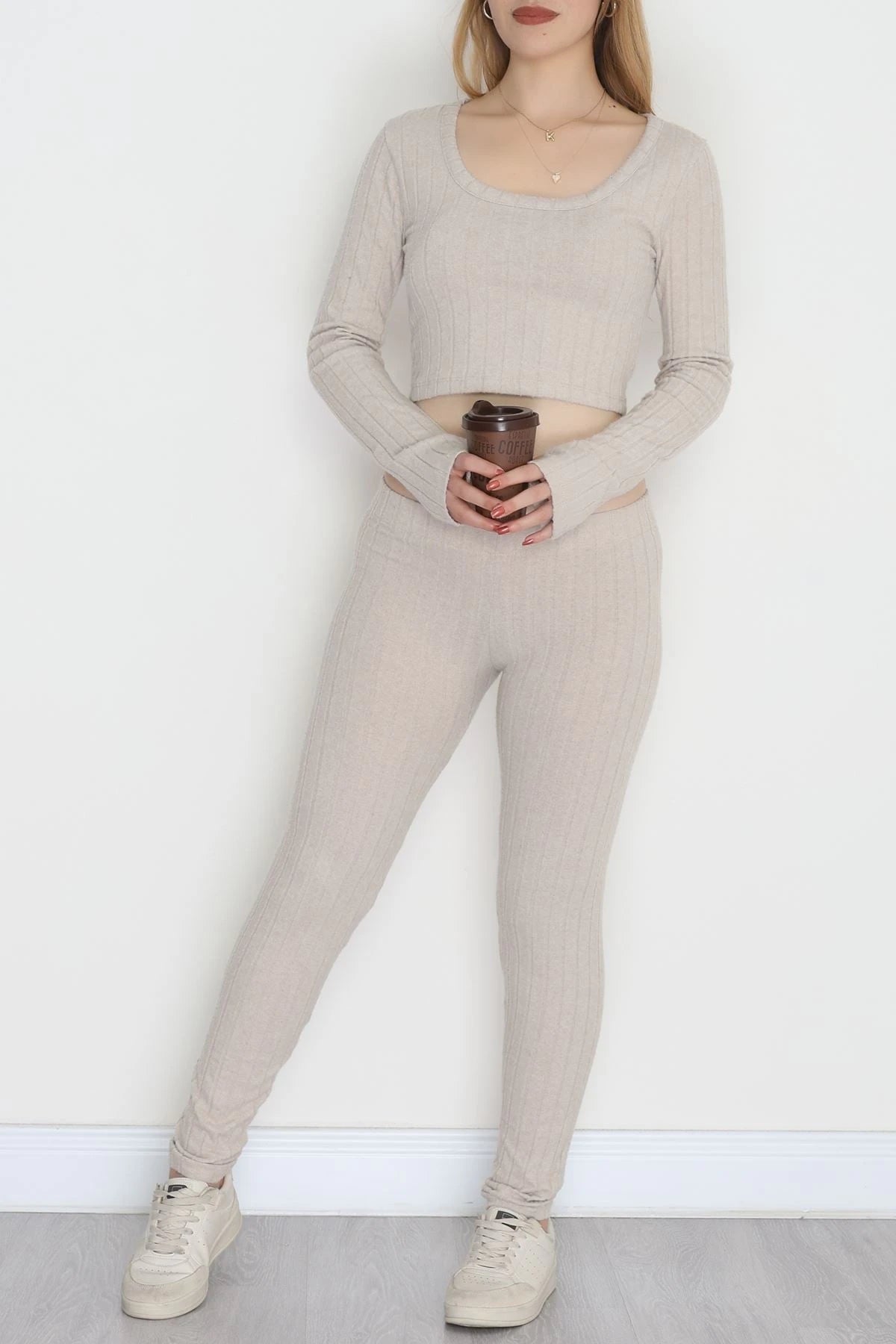 Beige Finger-Cut U-Neck Reported Interlock Set - Denoss