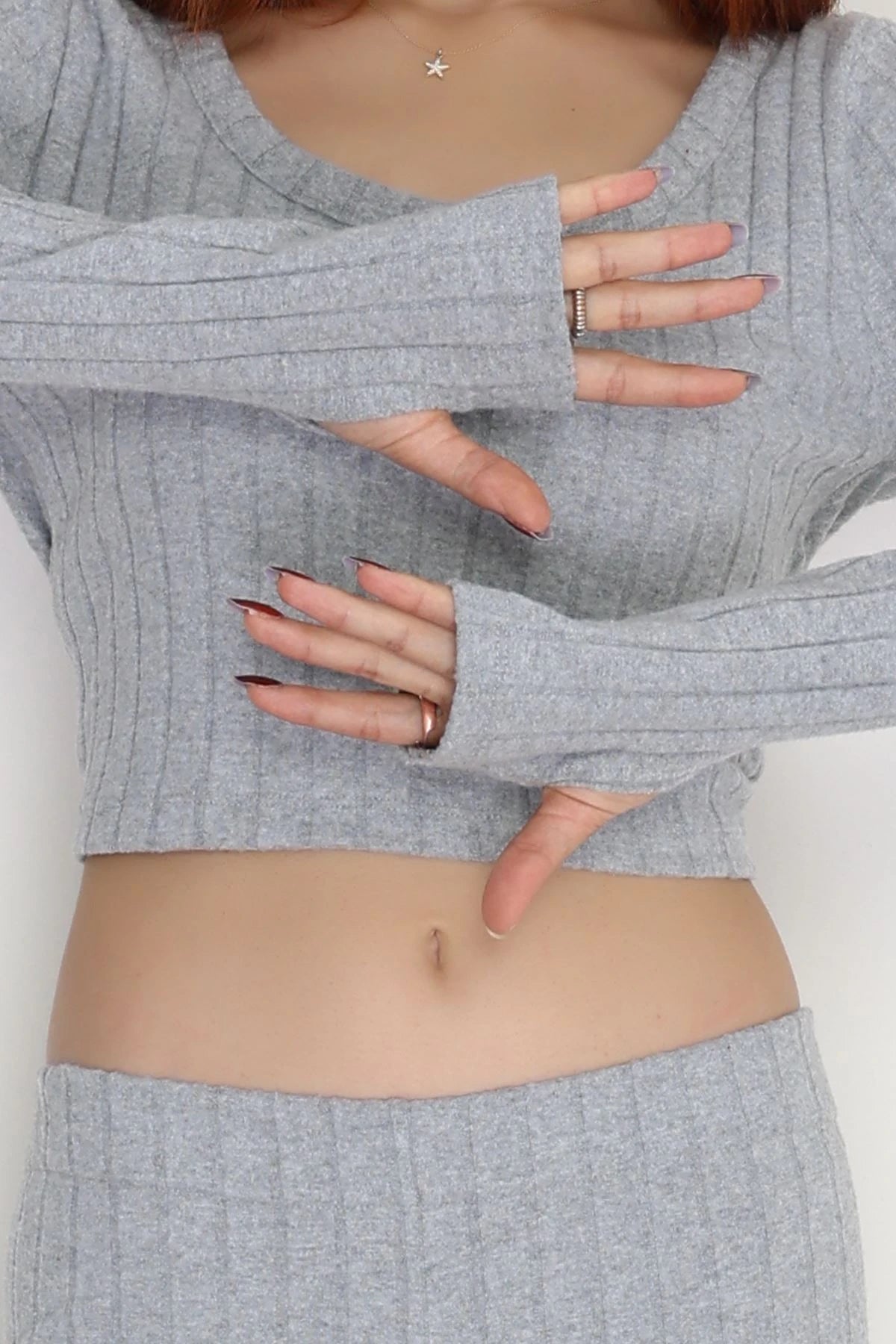 Gray Finger-Cut U-Neck Reported Interlock Set - Denoss
