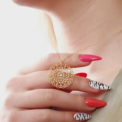 925 Sterling Silver Chain Life Flower Necklace