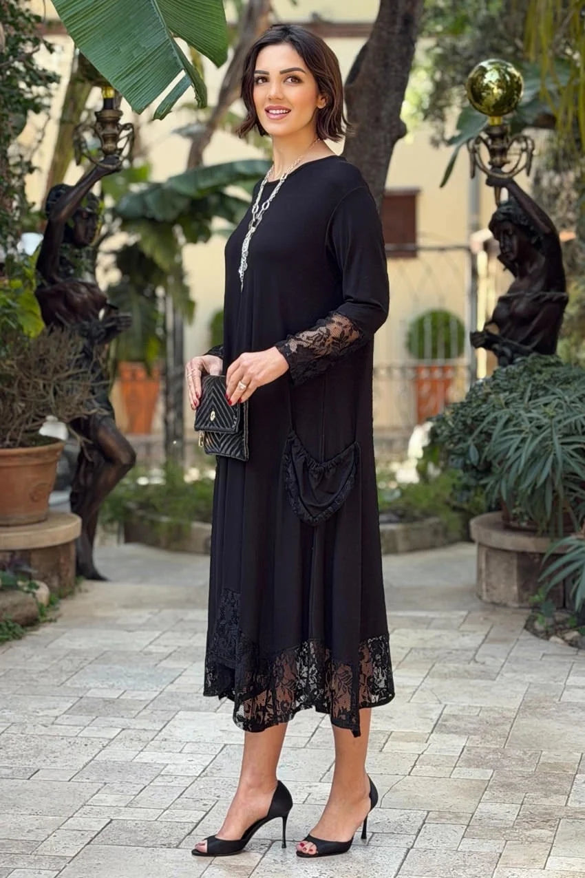 Black Love with Lace Pockets Plus Size Dress - Denoss