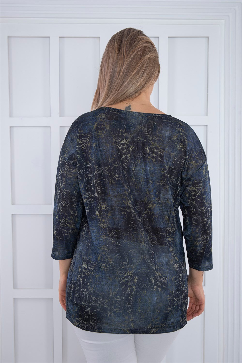 Plus Size Round Neck, 3/4 Sleeve, Side Slit Patterned Blouse - NAVY BLUE - Denoss